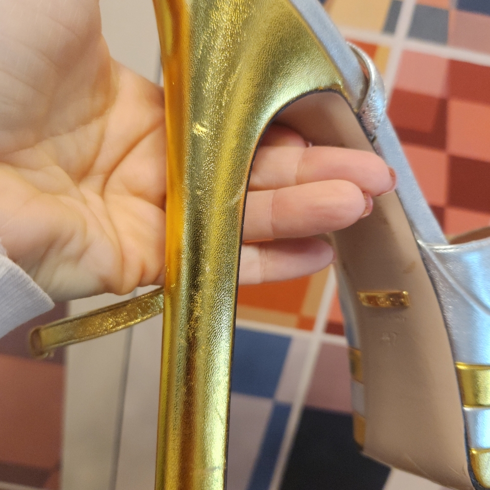 Gucci Women's Gold and Silver Platform Heels 37 fits 36.5! - Picture 16 of 16